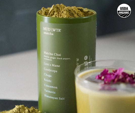 matcha-latte-starter-kit-r1 1._Matcha_11e019cd-8337-4900-ba33-94c953dac3d2.jpg